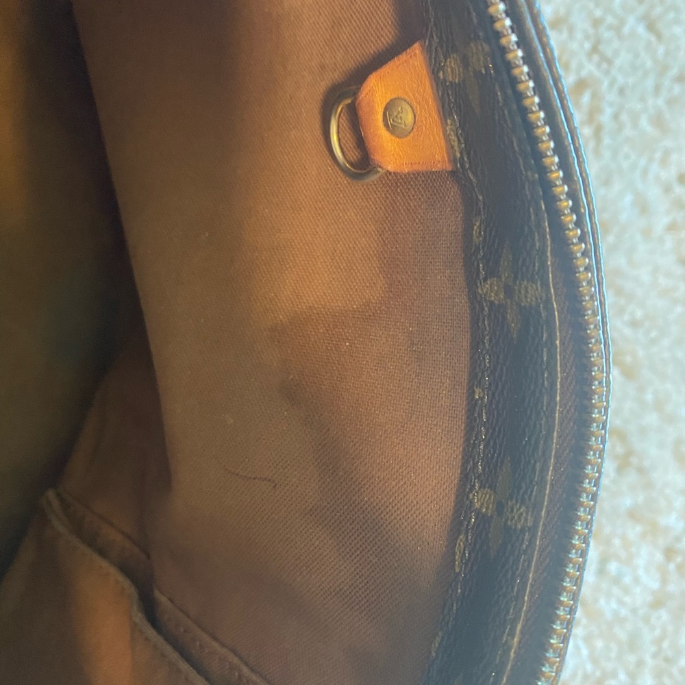 LV